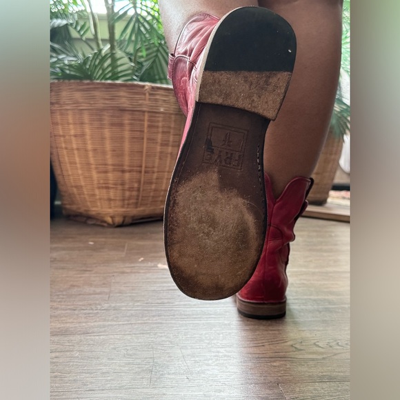 short Paige red riding Frye cowboy boots - Picture 7 of 10